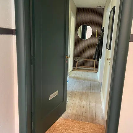 Stor Lys Pa 100 Kvm, Beliggenhed